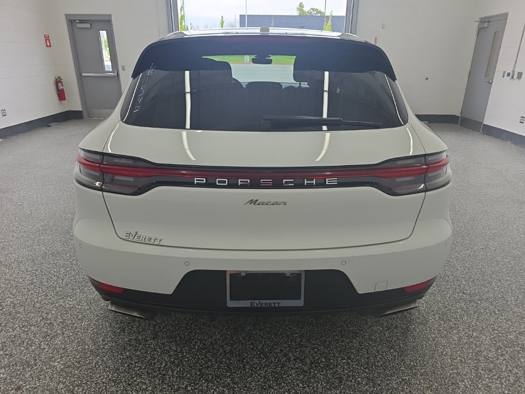 Used 2021 Porsche Macan AWD/4WD image 4