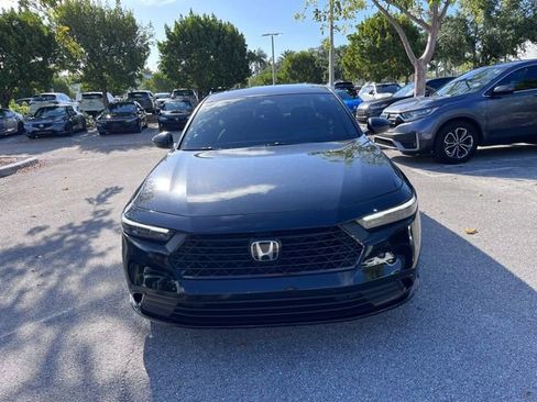 Used 2023 Honda Accord Sport image 2