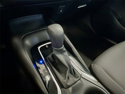 Used 2024 Toyota Corolla LE image 12