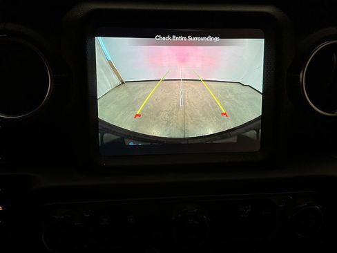 Used 2022 Jeep Wrangler Unlimited Sahara w/ Cold Weather Group image 24