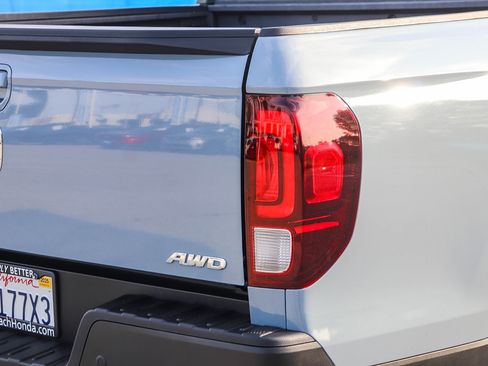 Used 2023 Honda Ridgeline Black Edition image 10