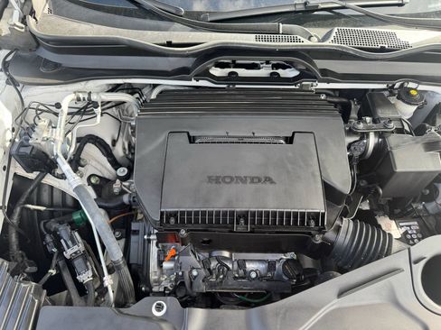 Certified 2025 Honda Pilot Elite image 34