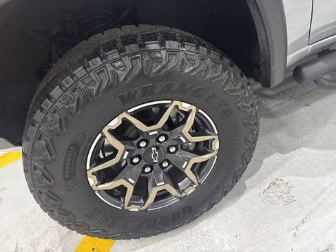 Used 2026 Chevrolet Colorado ZR2 AWD/4WD image 41