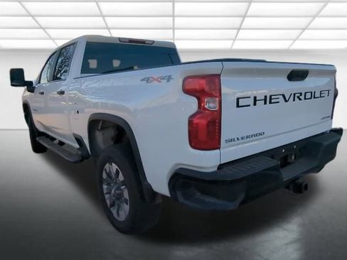Used 2022 Chevrolet Silverado 2500 Custom w/ Custom Convenience Package image 4