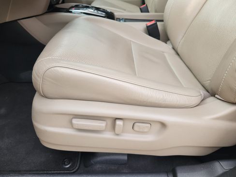 Used 2018 Honda Pilot Elite image 26