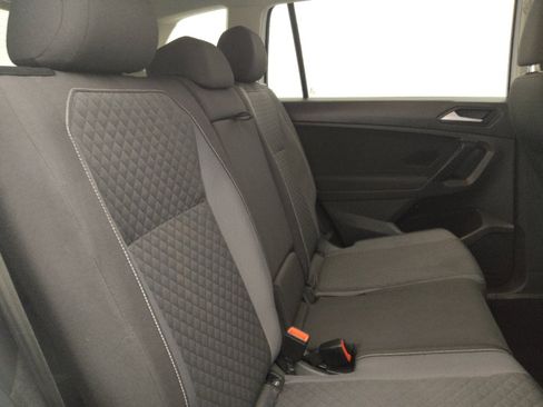 Used 2021 Volkswagen Tiguan S FWD image 19
