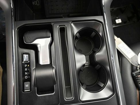 New 2025 Ford F150 Lariat w/ Equipment Group 502A High image 43