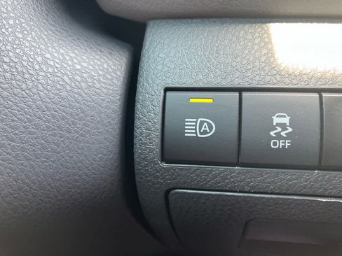 Used 2024 Toyota Camry LE FWD image 13