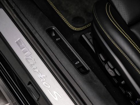 Used 2024 Porsche 911 Turbo S image 40