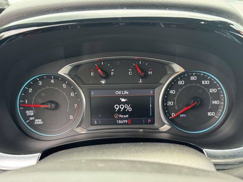 Used 2023 Chevrolet Traverse LT FWD image 29