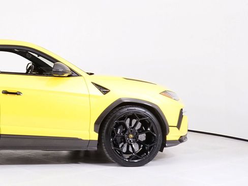 Used 2024 Lamborghini Urus Performante image 15