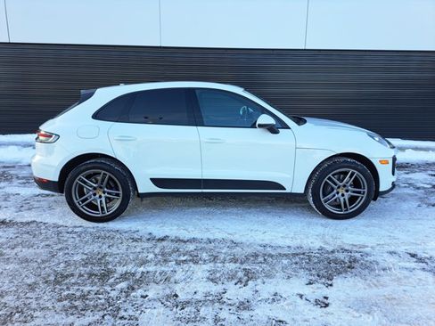 Certified 2019 Porsche Macan image 8