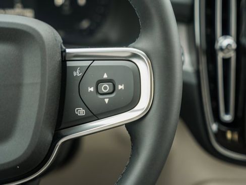 New 2026 Volvo XC40 B5 Ultra w/ Protection Package Premier image 26