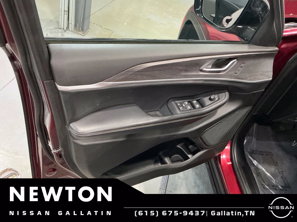 Used 2023 Jeep Grand Cherokee Limited w/ Luxury Tech Group II AWD/4WD image 50