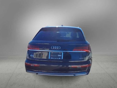 Certified 2023 Audi Q5 Premium w/ Convenience Package image 7