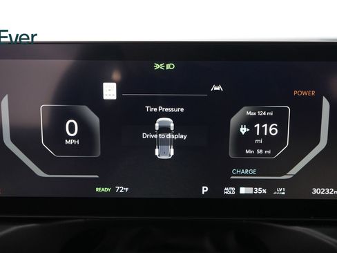 Used 2024 Kia EV9 Light Long Range RWD image 7