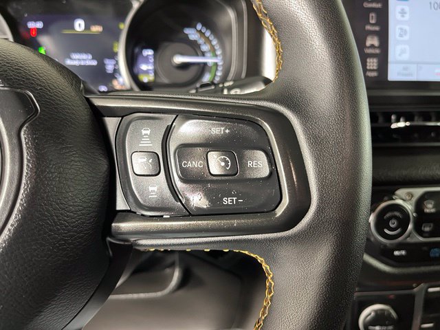 Used 2024 Jeep Wrangler Unlimited AWD/4WD image 22