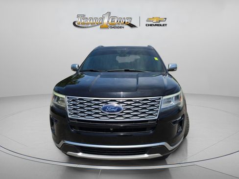 Used 2018 Ford Explorer Platinum AWD/4WD image 2