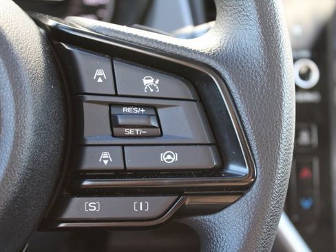 Certified 2025 Subaru Crosstrek 2.0i Premium image 29