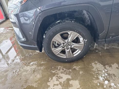 Used 2023 Toyota RAV4 LE image 9