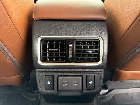 Used 2019 Subaru Outback 3.6R Touring w/ Popular Package #3A image 17