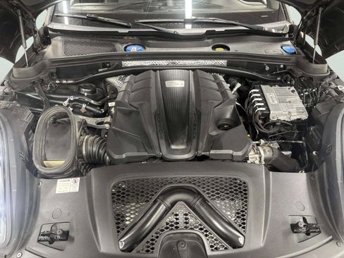 Used 2019 Porsche Macan S image 11
