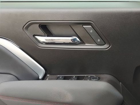 Used 2024 Chevrolet Colorado Z71 w/ Z71 Convenience Package 2 image 24