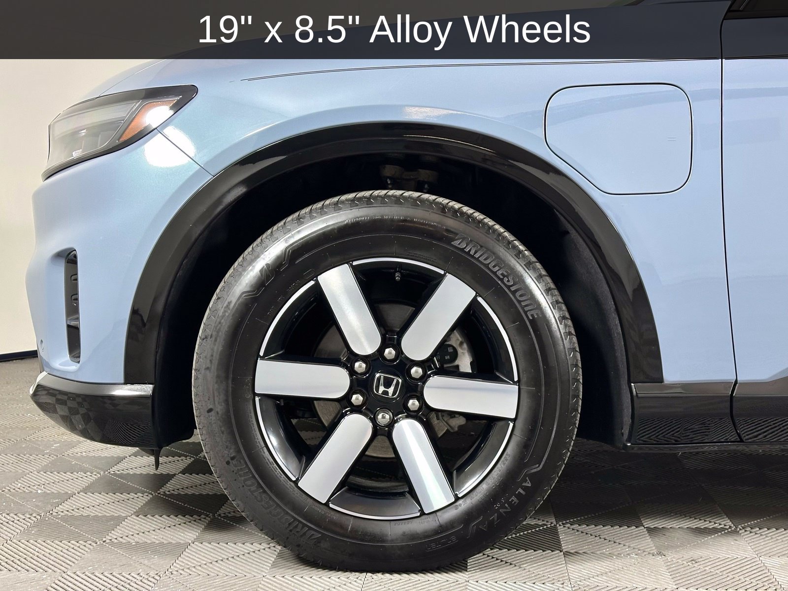 Used 2024 Honda Prologue Touring image 7