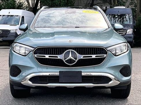 Used 2026 Mercedes-Benz GLC 300 4MATIC image 2