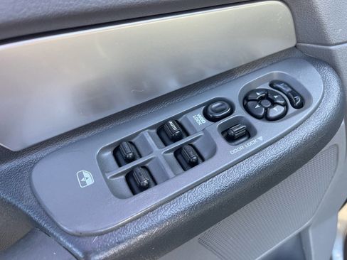 Used 2008 Dodge Ram 1500 Truck SLT w/ Popular Equipment Group image 18