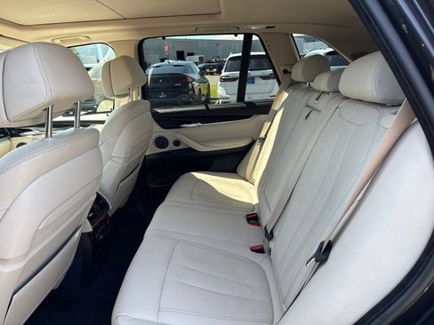 Used 2015 BMW X5 xDrive50i AWD/4WD image 31
