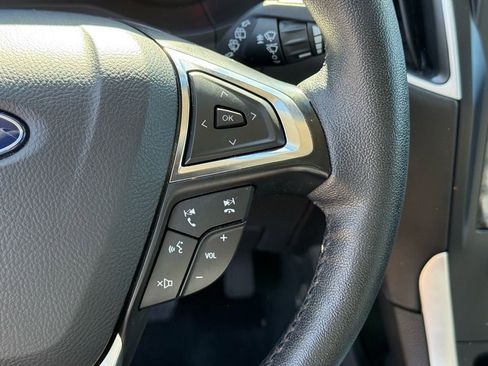 Used 2024 Ford Edge SEL image 22