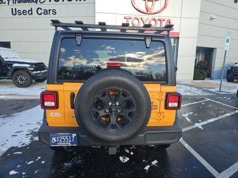 Used 2021 Jeep Wrangler Sport image 11