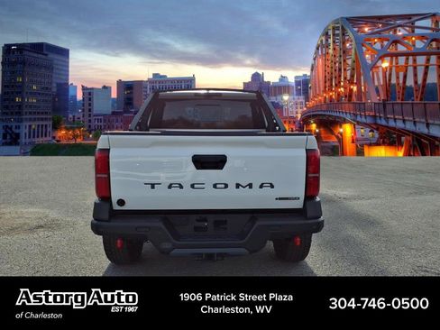 Used 2025 Toyota Tacoma 4x4 Double Cab Hybrid w/ Tow Tech Package image 4