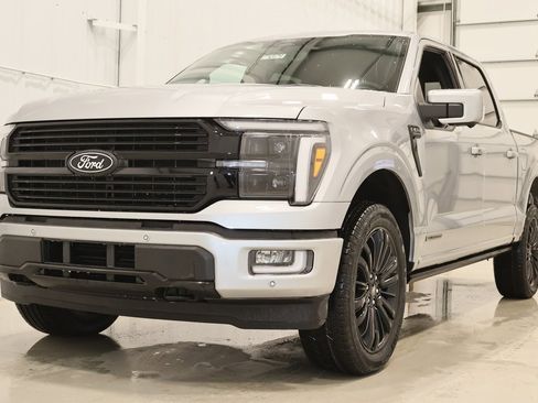 New 2025 Ford F150 Platinum w/ Equipment Group 702A High image 4