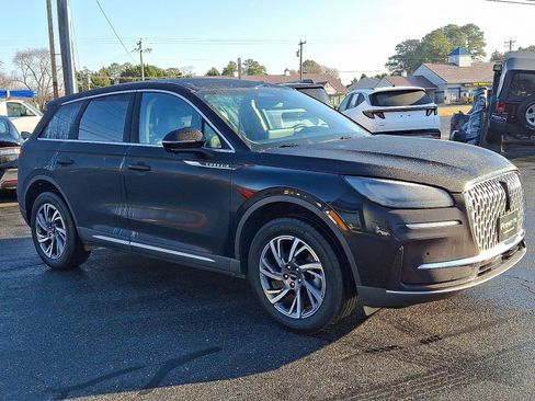 Used 2024 Lincoln Corsair AWD w/ Equipment Group 101A image 3