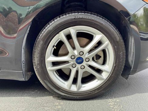 Used 2015 Ford Fusion Energi Titanium FWD image 13