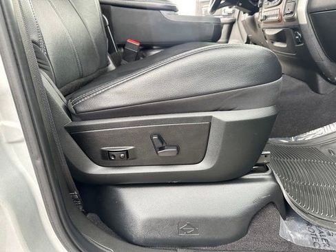 Used 2018 RAM 2500 Laramie w/ Convenience Group image 26