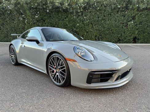 Used 2024 Porsche 911 Carrera 4S w/ Premium Package AWD/4WD image 2