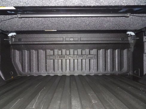 Used 2019 GMC Sierra 1500 Denali image 43