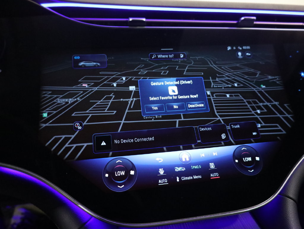 Certified 2023 Mercedes-Benz EQS 580 4MATIC Sedan image 19