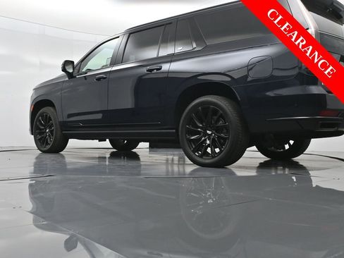 Used 2023 Cadillac Escalade ESV Sport Platinum w/ LPO, ONYX Package image 58