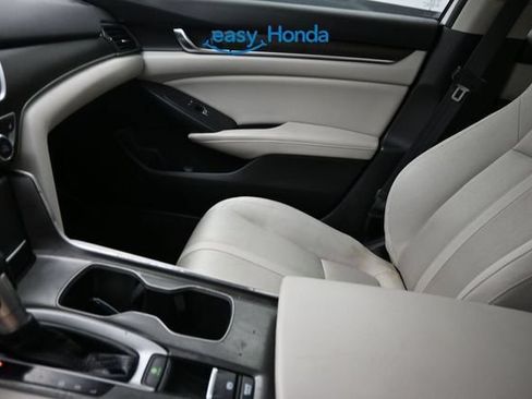 Used 2018 Honda Accord EX image 13