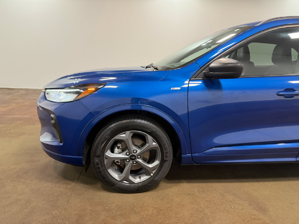 Used 2023 Ford Escape ST-Line AWD/4WD image 38