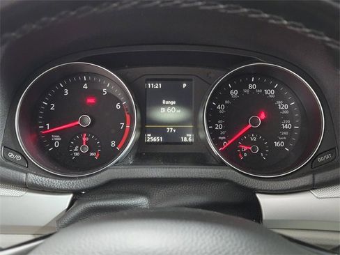 Used 2019 Volkswagen Passat 2.0T Wolfsburg w/ Wheels & Sunroof Package image 36