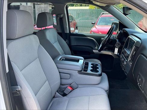 Used 2018 Chevrolet Silverado 1500 LT w/ LT Eassist Package AWD/4WD image 6