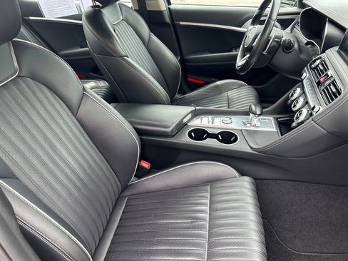 Used 2021 Genesis G70 3.3T AWD/4WD image 13