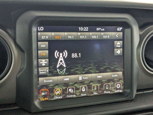 Used 2022 Jeep Wrangler Unlimited Sport w/ Sun And Sound Package AWD/4WD image 18