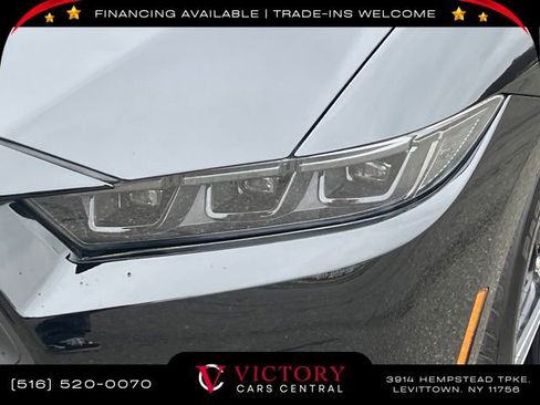 Used 2025 Ford Mustang Premium image 8