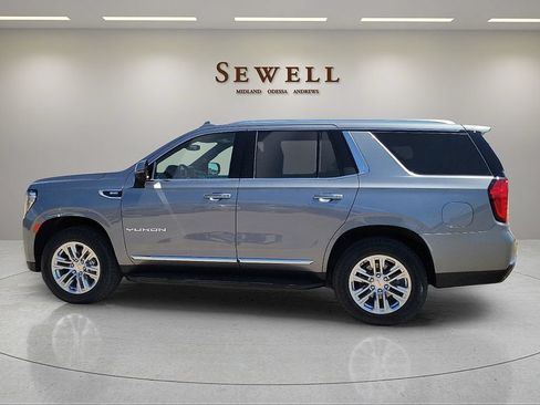 Used 2022 GMC Yukon SLT w/ SLT Premium Package RWD image 2